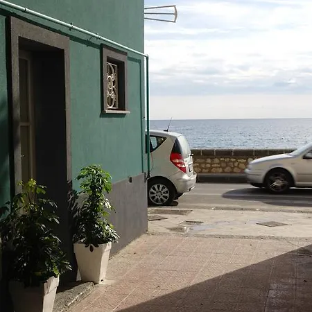 La Casa Dei Nonni Apartment *