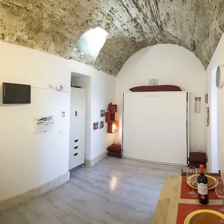 La Casa Dei Nonni Apartment *